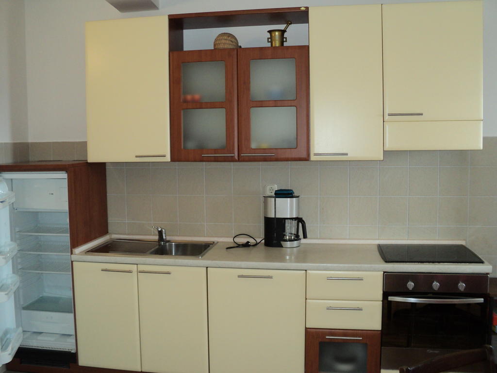 Apartments Lena Подгора Стая снимка